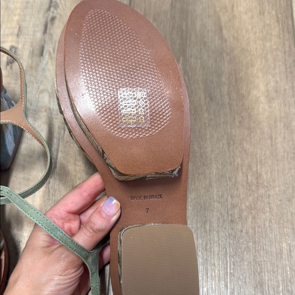 RAYE Green Platform Sandals with Knotted Design